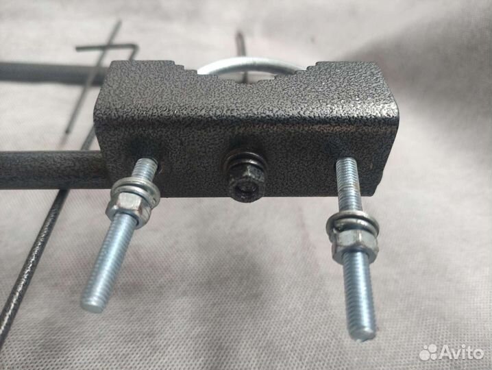 Антенна Remo Bas 1116 5v Spire новая