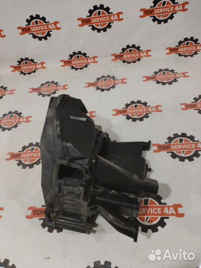 Корпус блока управления двигателем Lexus Ls600Hl