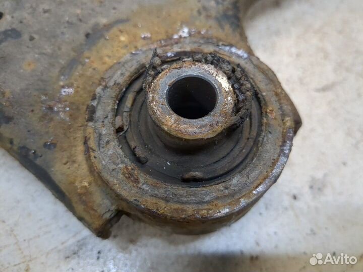 Рычаг подвески Volvo V70, 2008