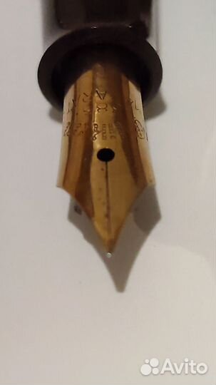 Перьевая ручка Pelican M 400