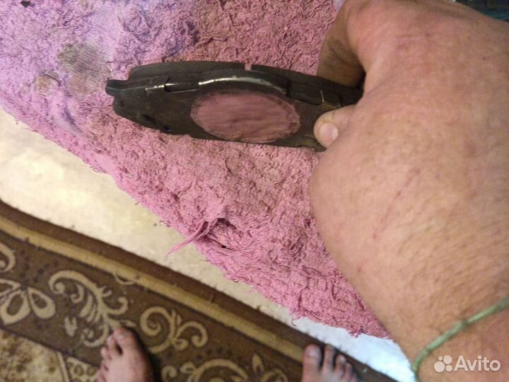 Тормозные колодки Ниссан avenir