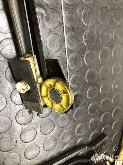 Стеклоподъемник правый Boxer/Jumper 2010г