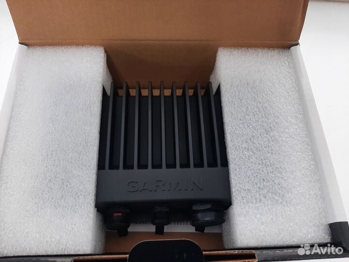 Эхолот Garmin Panoptix LiveScope LVS32 GLS 10