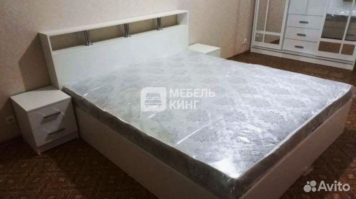 Кровать двуспальная 140х200