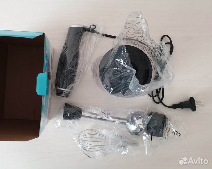 Погружной блендер Scarlett SC-HB42F08