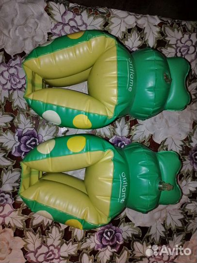 Нарукавники для плавания