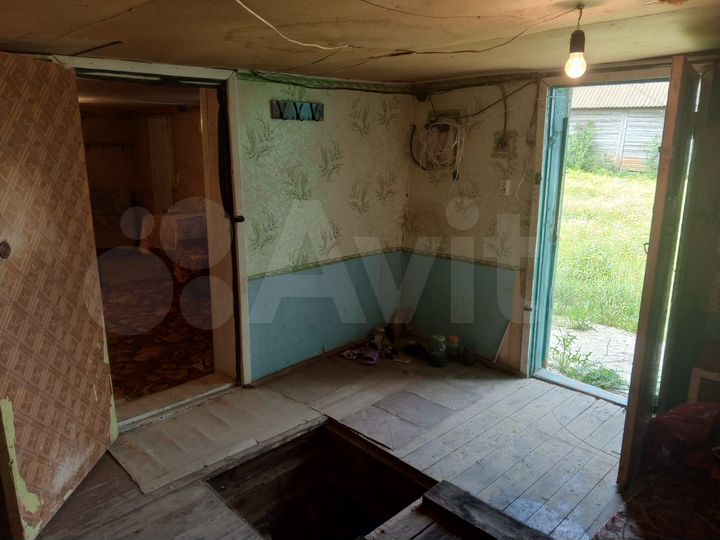 Дом 30 м² на участке 5 сот.