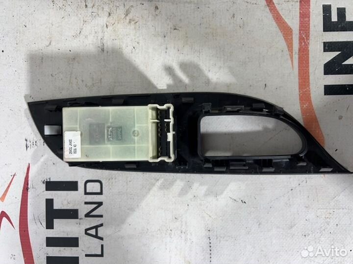 Блок кнопок стеклоподъёмника Infiniti G37 G35 G25