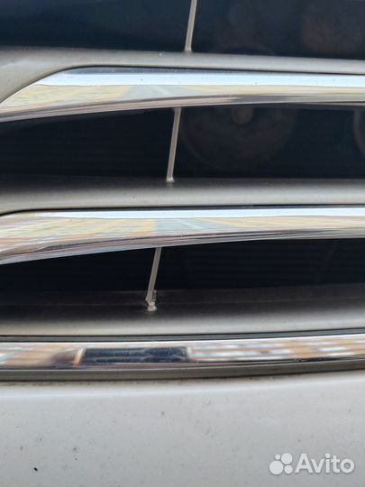 Решетка радиатора toyota rav4