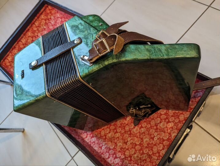 Аккордеон Юность 3 две четверти