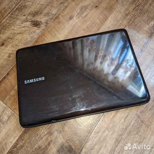 Ноутбук Samsung NP-R540