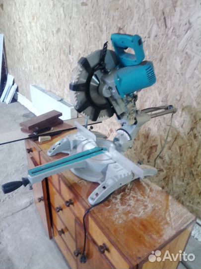 Пила торцовочная