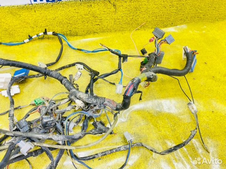 Коса под капот передняя Suzuki Jimny Wide JB33W 145336