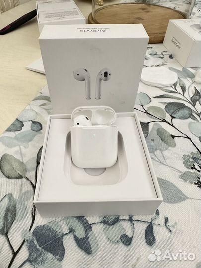 Airpods 2