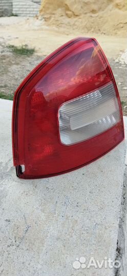 Задний фонарь skoda