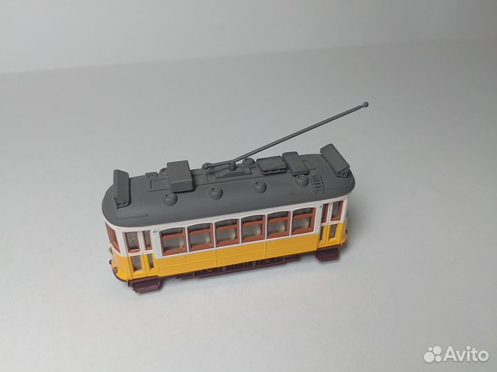 Lisbon Traditional Tramway 1:87
