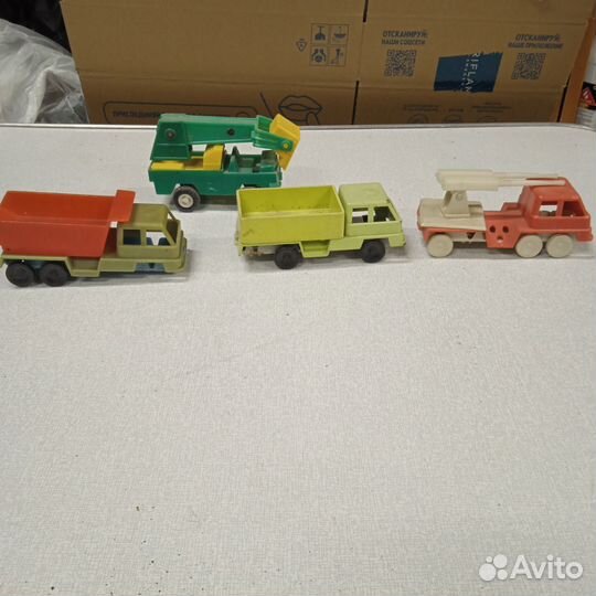 Игрушка машинка пластиковая СССР