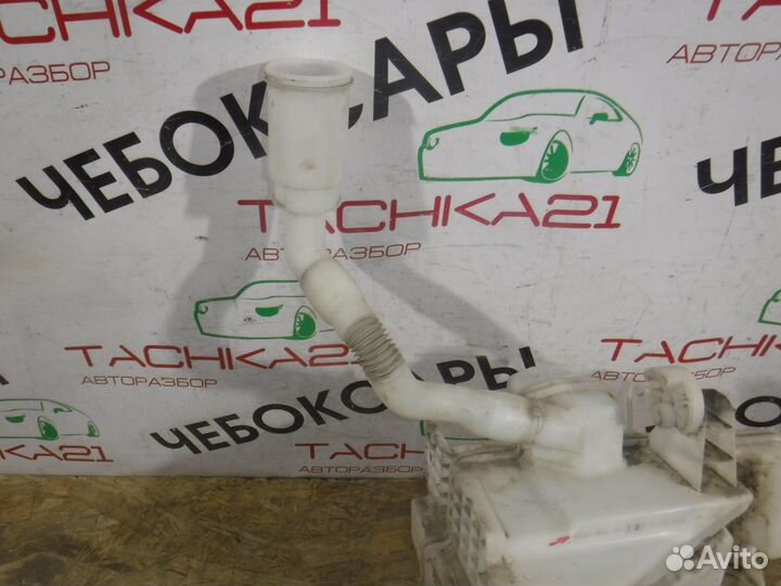 Бачок омывателя лобового стекла VW Polo/Rapid