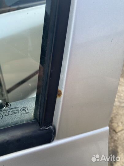 Дверь передняя левая skoda octavia a4