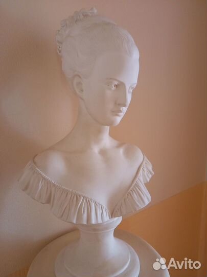 Статуя из гипса