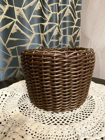 Кашпо из ротанга