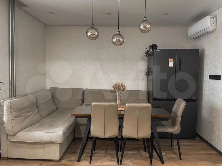 3-к. квартира, 110 м², 4/10 эт.