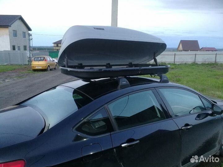 Бокс(багажник) на крышу Thule Pacific 200