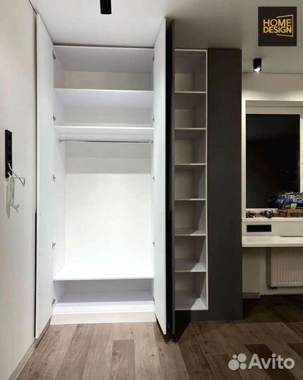 Рабочая зона с шкафом