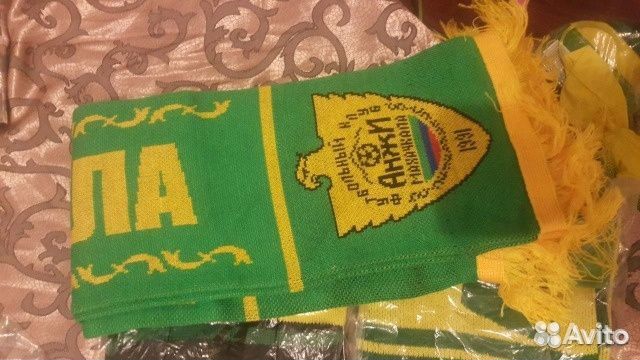Шарфы, шапки, брелоки фк Анжи