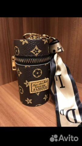 Ключница Louis Vuitton