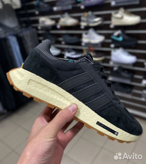 Кроссовки Adidas