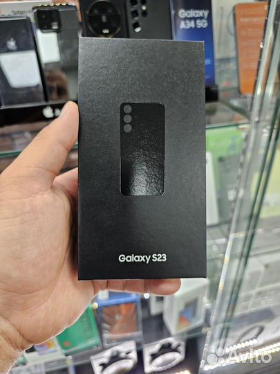 Samsung Galaxy S23, 8/256 ГБ