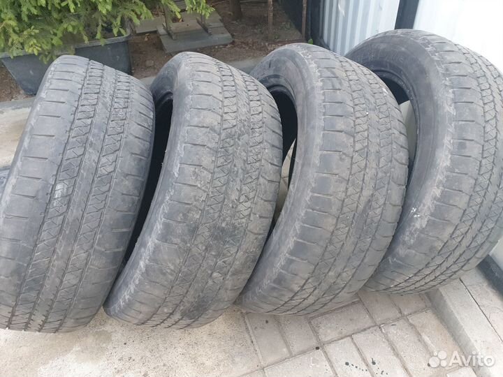 Bridgestone Dueler 684 275/60 R20