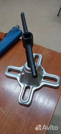 Съемник ступицы/полуоси, King Tools Тайвань