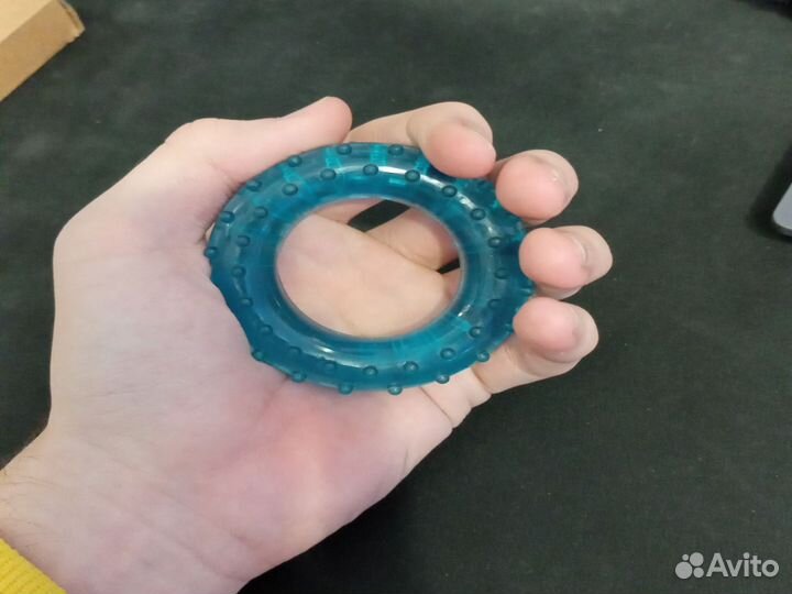 Эспандер кистевой резиновый