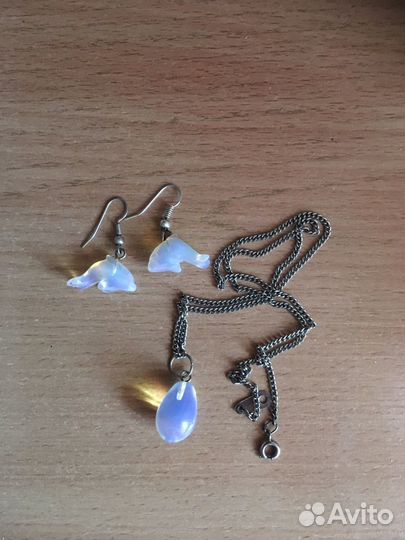 Кулон и серьги
