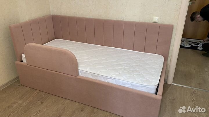 Кровать для ребенка от 3 лет