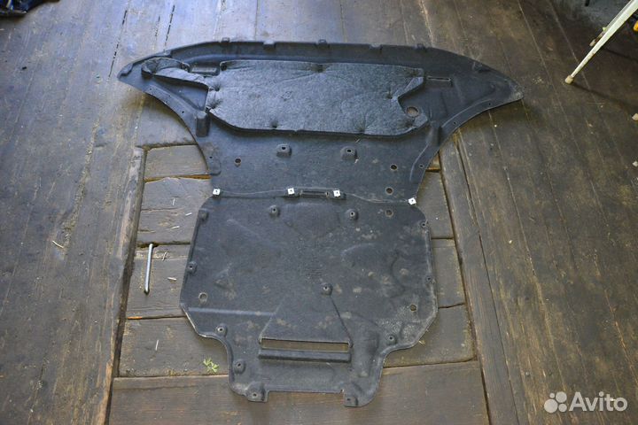 Защита двигателя АКПП Audi Q7 II 4M