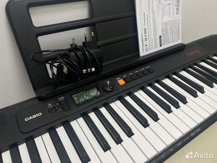 Синтезатор Casio Casiotone CT-S195