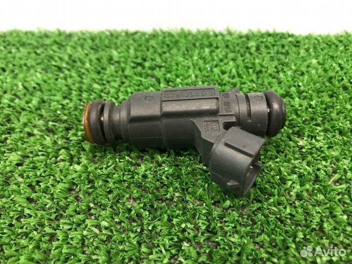 Форсунка инжекторная Audi A8 D3 BFM 2005