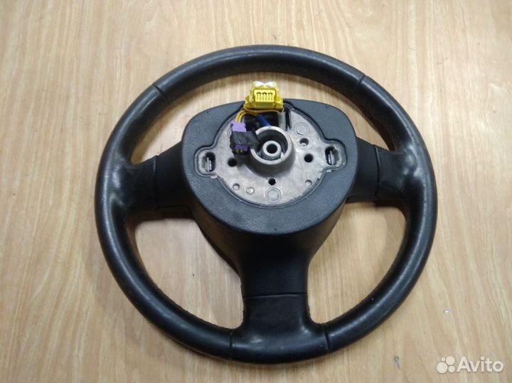 Руль (рулевое колесо) Volkswagen Passat