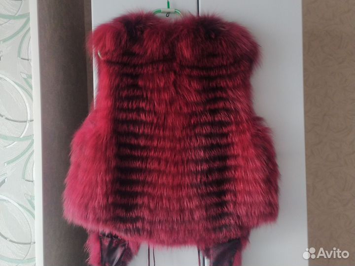 Жилетка женская