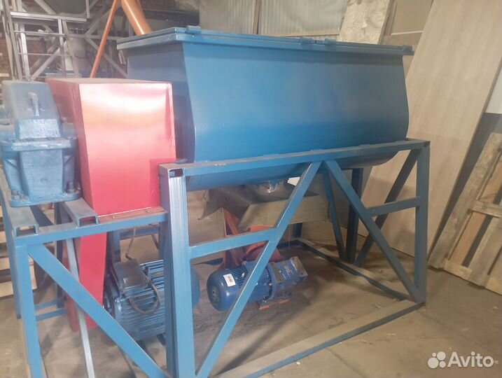 Смеситель лопастной двухвальный 980 литров