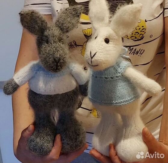 Вязаный зайчик