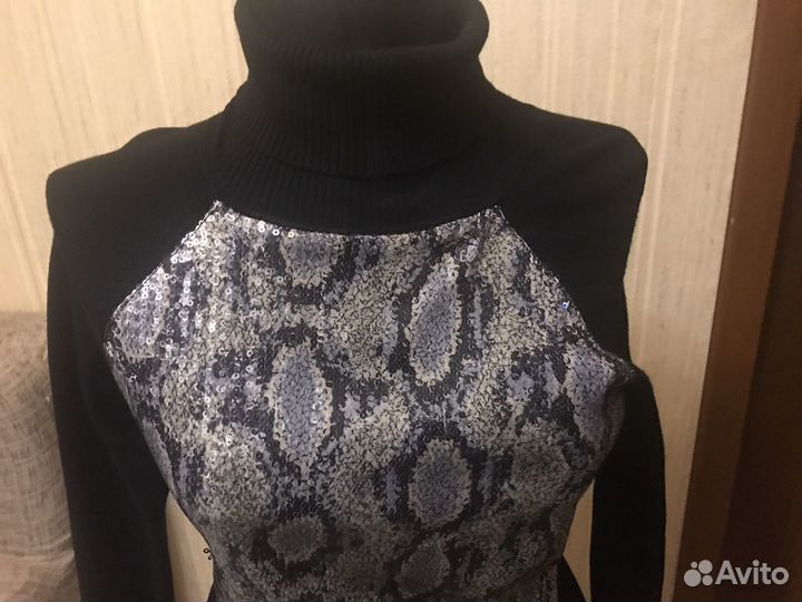 Платье оригинальное