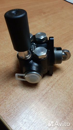 Топливный насос низкого давления