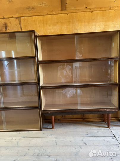 Книжные полки со стеклом СССР