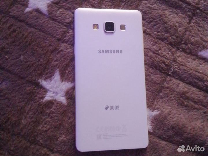 Телефон Samsung galaxy A7