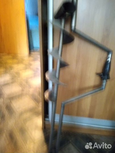 Бур рыболовный из титана