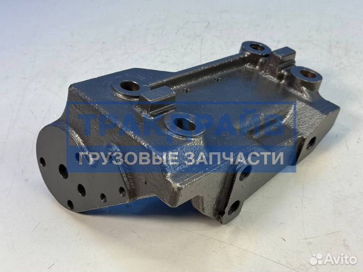 Кронштейн ролика натяжения ручного ремня Вольво Фм